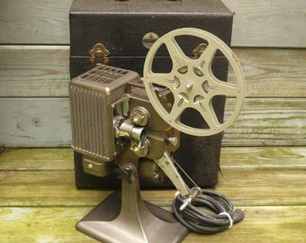 KODASCOPE EIGHT Movie Projector-Model 70A