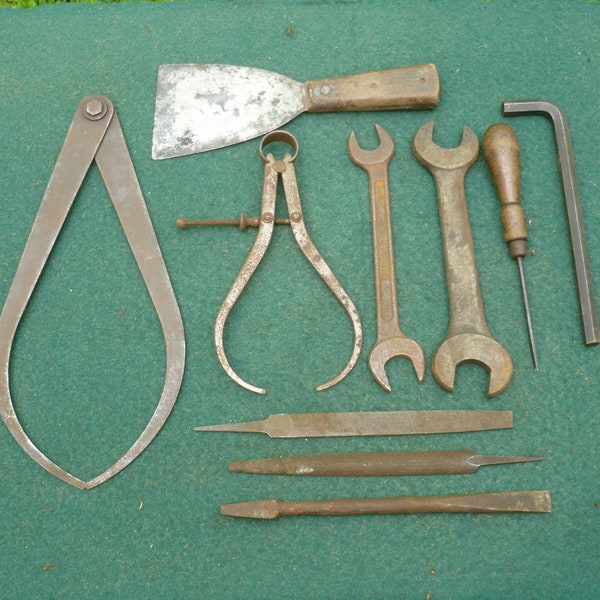 10 Vintage Tools