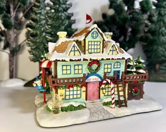 Elf Dormitory Christmas Village House, 2004 Rudolph’s Christmas Town, Hawthorne Snow Village