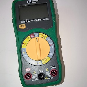 Commercial Electric Auto Ranging Digital Multimeter Voltage Current Resistance
