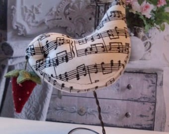 Love Bird/Strawberry Pincushion Rue23paris Music Love Bird Pincushion