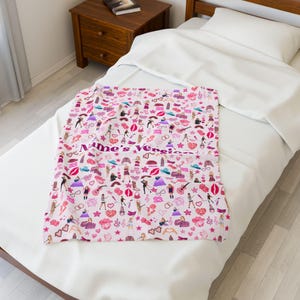 Personalized Velveteen Plush Taylor Blanket Custom Girls Blanket Adorable Swifty Blanket for Girls Toddler Girl Bedding Gift To Niece 30" × 40"