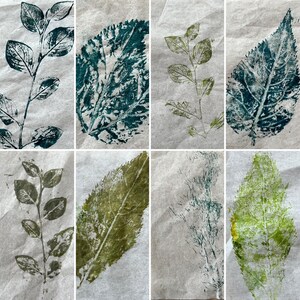 Papier de soie botanique imprimé à la main | Lot de 8 feuilles écologiques imprimées sur papier de soie | Fourniture de collages inspirés de la nature et de techniques mixtes