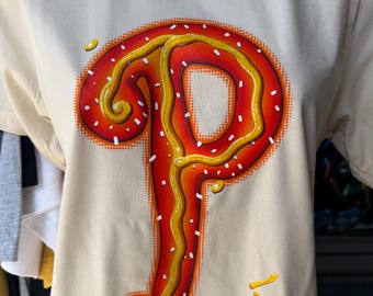 Tshirt - Phillies “Philly Pretzel” - Unisex Shirt