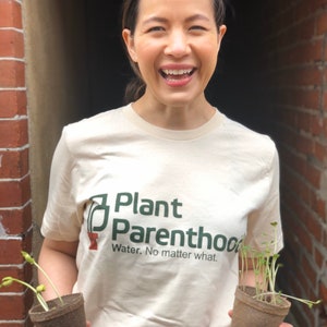 Tshirt - &quot;Plant Parenthood&quot; plant lover Unisex shirt