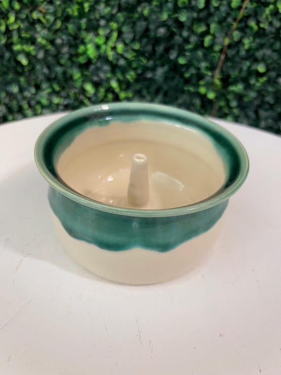 Ceramic ring holder dish