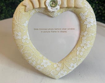 Avon heart shaped decorative photo frame