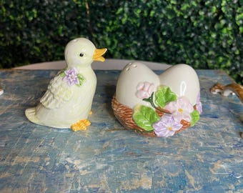 Avon spring time duck and eggs salt and pepper shakers