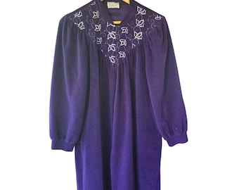 Vintage Vanity Fair Made In USA House Coat Bath Robe With Pockets Long ZIPPER