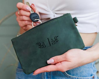 Personalized leather zipper pouch, Small pouch with zipper, Monogrammed zipper pouch, Leather travel pouch, Leather pouch keychain