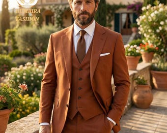 Traje de 3 piezas para hombre en terracota con solapa de muesca: corte informal para bodas y fiestas