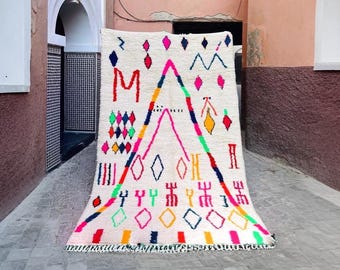 Handwoven Moroccan Berber Rug: Colorful Geometric Wool Carpet