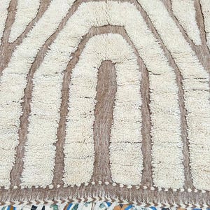 Moroccan Berber Rug | Beni Ourain Rug | Abstract Berber Rug | Cream Berber Rug | Minimalist Wool Rug | Geometric Wool Rug | Taupe Line Rug
