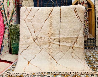 Handmade Beni Ourain Rug: Ivory Wool, Brown Geometric Design