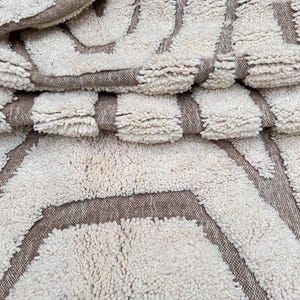 Moroccan Berber Rug | Beni Ourain Rug | Abstract Berber Rug | Cream Berber Rug | Minimalist Wool Rug | Geometric Wool Rug | Taupe Line Rug