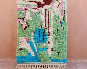 Abstract Green Moroccan Berber Rug – Handwoven Wool Shag