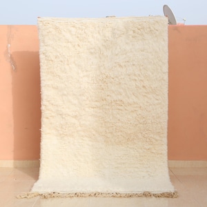 Moroccan shag rug | Ivory shag rug | White shag rug | Neutral shag rug | Plush shag rug | Cream area rug | Minimalist area rug