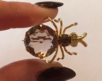 Vintage Gold Tone Pink Faceted Glass & Rhinestone Spider Tarantula Lapel Pin Brooch Pendant Estate Statement Piece