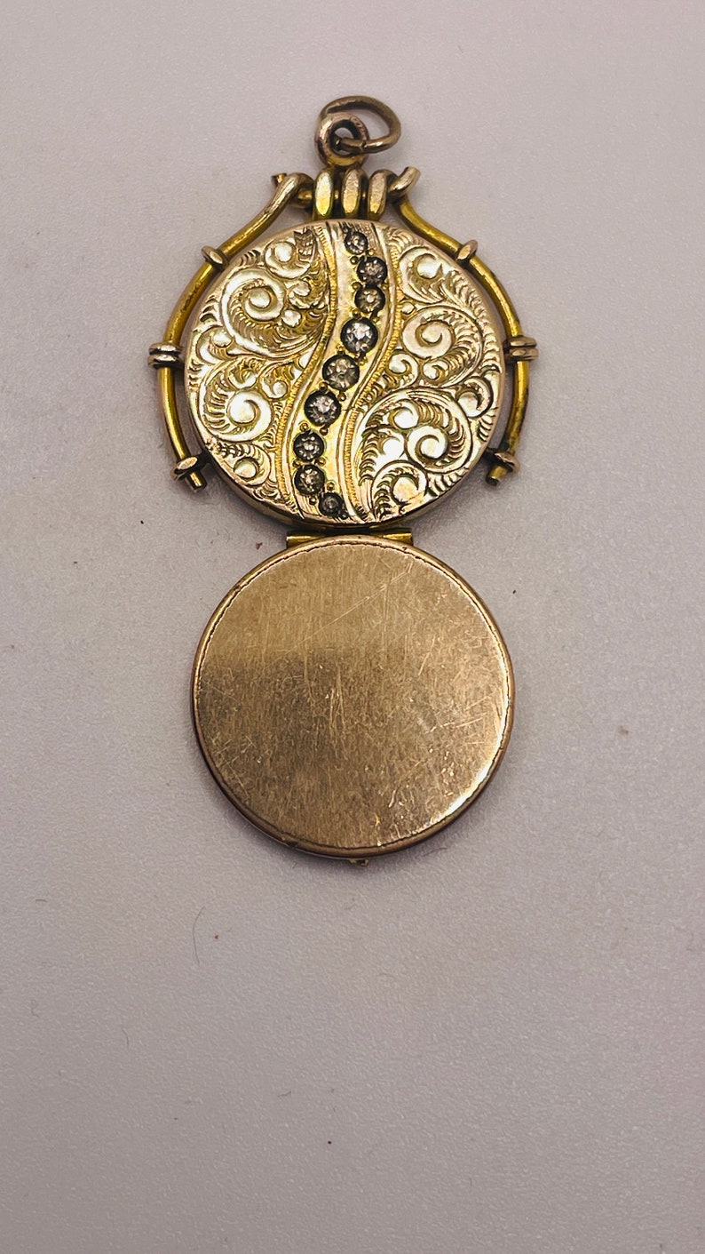 Victorian Antique Gold GF Diamond Paste Rhinestone Swirl Embossed Engraved Photo locket pendant Charm SKM Co. Momento Mori image 5