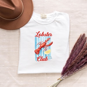 Lobster Graphic T-Shirt Gift for Seafood Lover T-Shirt for Foodie Unisex Shirt Coastal New England T-Shirt Gift for Foodie Mediterranean Tee