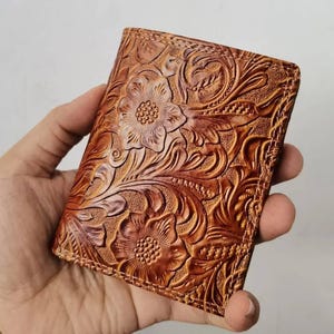 Carteira masculina artesanal em couro autêntico