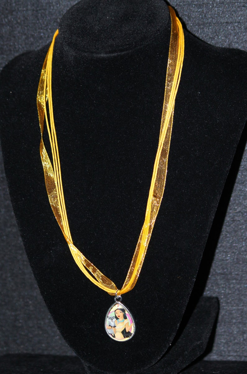 Disney Princess Pocahontas Native American Indian Necklace Jewelry