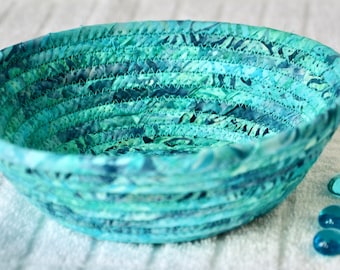 Green Key Basket Coiled Bowl Wallet Holder Country Catchall Bowl Jewelry Catcher Handmade Ring Dish Tray Woven Fiber Bowl