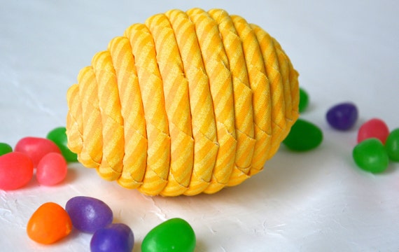 Yellow Easter Egg Ornament, 1 Handmade Fabric Easter Egg, Spring  Decoration, Bowl Filler Stuffer, Easter Egg Hunt, Hand Coiled