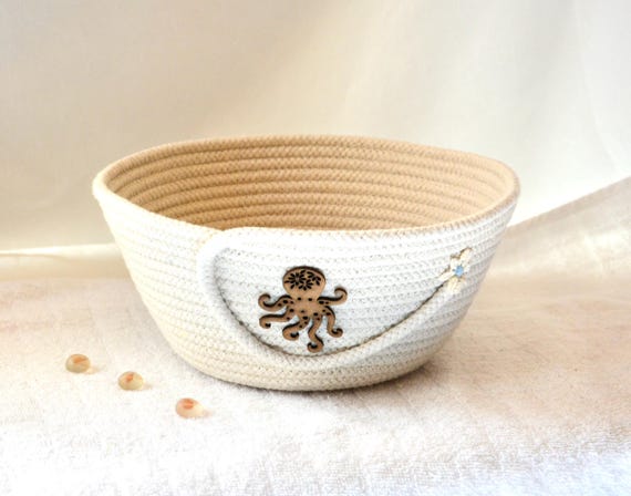 Coastal Rope Basket, Seashore Gift Basket, Octopus Woven Clothesline Bowl, Handmade Bread Basket, Whimsical Beach Bowl, Ocean Napkin Holder