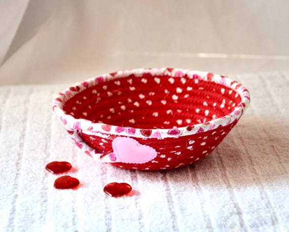 Pink Heart Candy Bowl, Valentine's Day Gift Basket, Red Heart Party Favor, 1 Handmade Trinket Ring Dish, Key Holder, Gift for her Mom