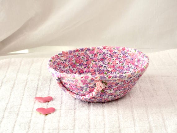 Pink Candy Dish,  Shabby Chic Basket, Sweet Gift Basket, 1 Handmade Pink Rose Bowl, Ring Dish, Victorian Roses Fabric Bowl, Small Desk Tray