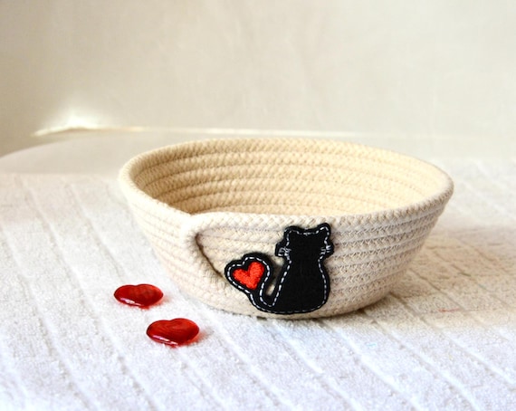 Minimalist Candy Dish, Black Cat Key Holder, Handmade Rope Basket, Trinket Ring Bowl, Outdoor Picnic Basket, Gift for Cat Lover