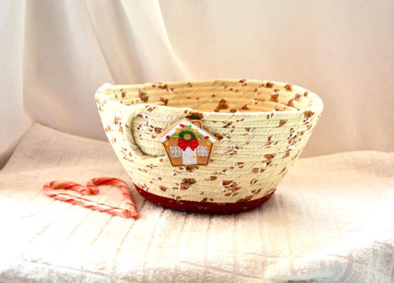 Handmade Quilted Gingerbread House Basket: Christmas Holiday Decor