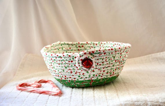 Christmas Candy Bowl, 1 Handmade Holiday Fabric Basket, Holiday Key Holder