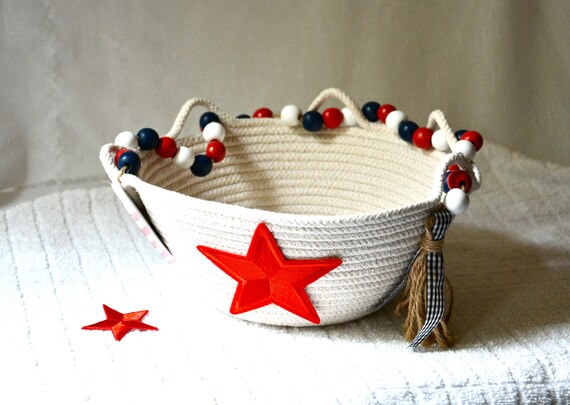 July 4th Star Bowl, 4th Party Gift Basket, Handmade Patriotic Bowl, Outdoor Patio Bowl, Picnic Basket, Candy Bowl, 4th Cookout BBQ Decor
