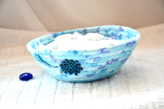 Winter Snowflake Bowl, Blue Candy Dish, 1 Handmade Fabric Rope Basket
