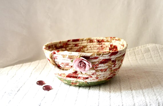 Handmade Shabby Chic Basket: Victorian Pink Rose Bowl, Makeup Tray