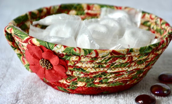 Christmas Candy Bowl, Handmade Holiday Decoration, Unique Potpourri Holder, Key Dish, Christmas Home Decor, Ring Tray, Gift Basket