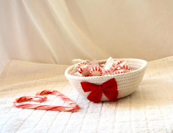 Christmas Candy Dish: Handmade Rope Basket, Country Trinket Ring Tray, Stocking Stuffer