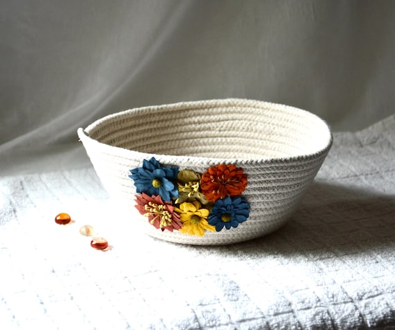 Fall Floral Basket, 1 Handmade Gift Basket, Country Fruit Bowl, Autumn Napkin Holder, Farmhouse Bowl, Woven Rope Home Decor Bin