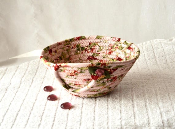 Victorian Roses Gift Basket, Vintage Shabby Chic Bowl, Handmade Country Cottage Napkin Basket, Candy Bowl, Antique Floral Fabric Basket