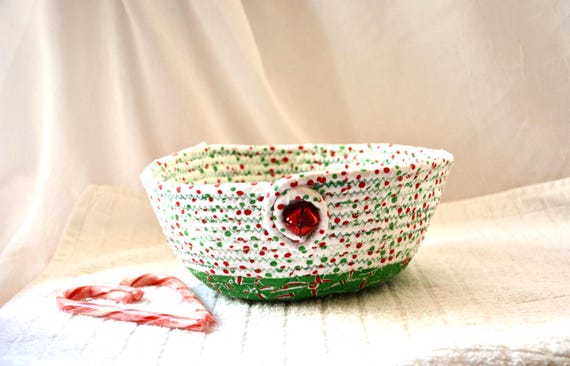 Christmas Candy Bowl, 1 Handmade Holiday Fabric Basket, Holiday Key Holder