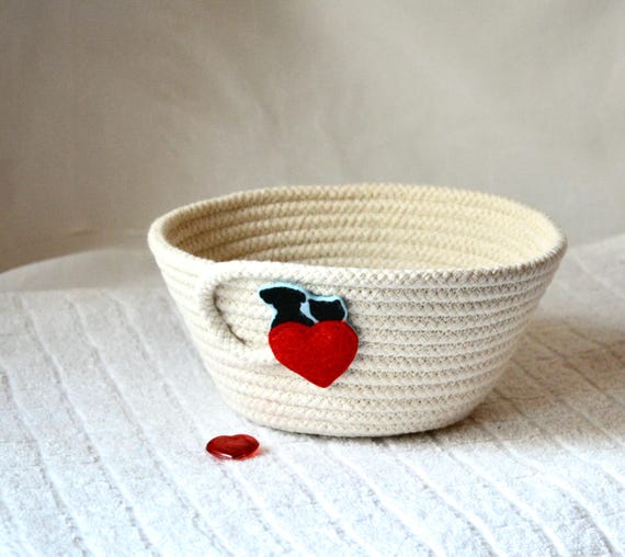 Cat Lover Basket, Candy Bowl, Red Heart Bowl, 1 Handmade Clothesline Rope Basket, Dog Treat Basket