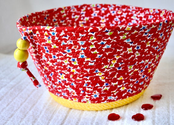 Memorial Day Picnic Basket, Fun Red Star Napkin Holder, Handmade Red Fabric, Party Chip Bowl, July 4th Fruit Bowl, Father's Day Gift