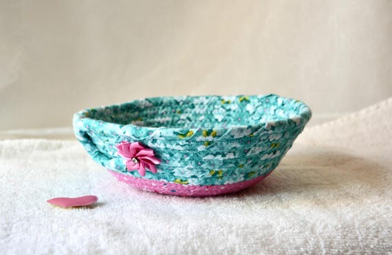 Cottage Chic Bowl, Gift for her, Ring Dish, Catchall Basket, Handmade Potpourri Holder, Candy Dish, Small Fabric Basket, Woven Rope Bowl