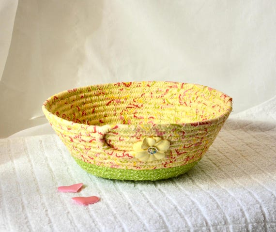 Lime Cream Picnic Basket, Summer Candy Dish, 1 Handmade Fabric Rope Bowl,  Shabby Chic Bath Basket, Gift for Her, Unique Gift Basket