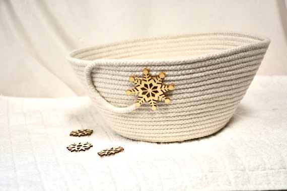 Snowflake Rope Basket: Handmade Clothesline Bowl, Country Bread Basket