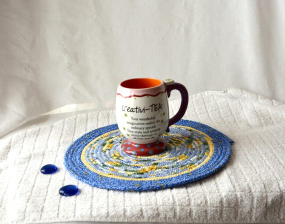 Country Cottage Place Mat, 1 Handmade Fabric Trivet, 11" Pretty Floral Table Mat, Woven Hot pad, Hand Coiled Potholder, Summer Table Topper