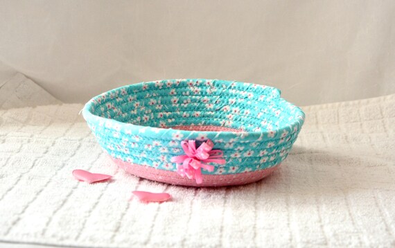 Cottage Chic Bowl, Mother Birthday Gift, Pastel Blue Ring Dish, Catchall Basket, Handmade Potpourri Holder, Cute Candy Dish, Gift Bowl
