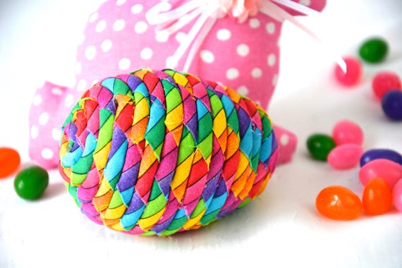 Percussion Easter Egg Toy, 1 Handmade Easter Egg Musical Maraca Shaker, Easter Egg Hunt Toy